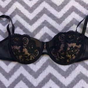 Victoria secret very sexy bra
